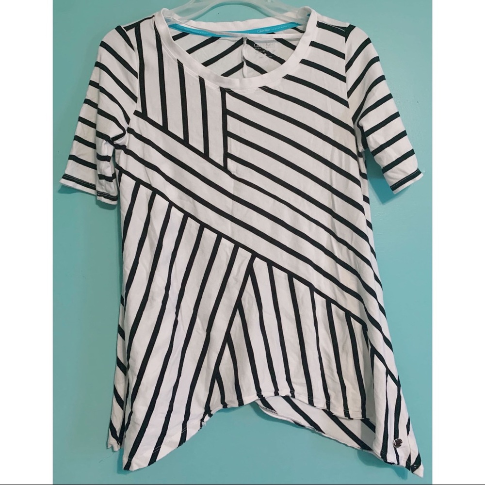 CALVIN KLEIN | B&W Striped Short Sleeve Blouse - M